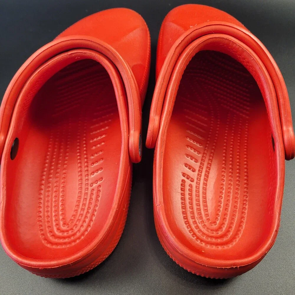 Crocs Clog Shoes Unisex Mens Size 4 Womens 6 Red Slip On Comfort Sandals Foam